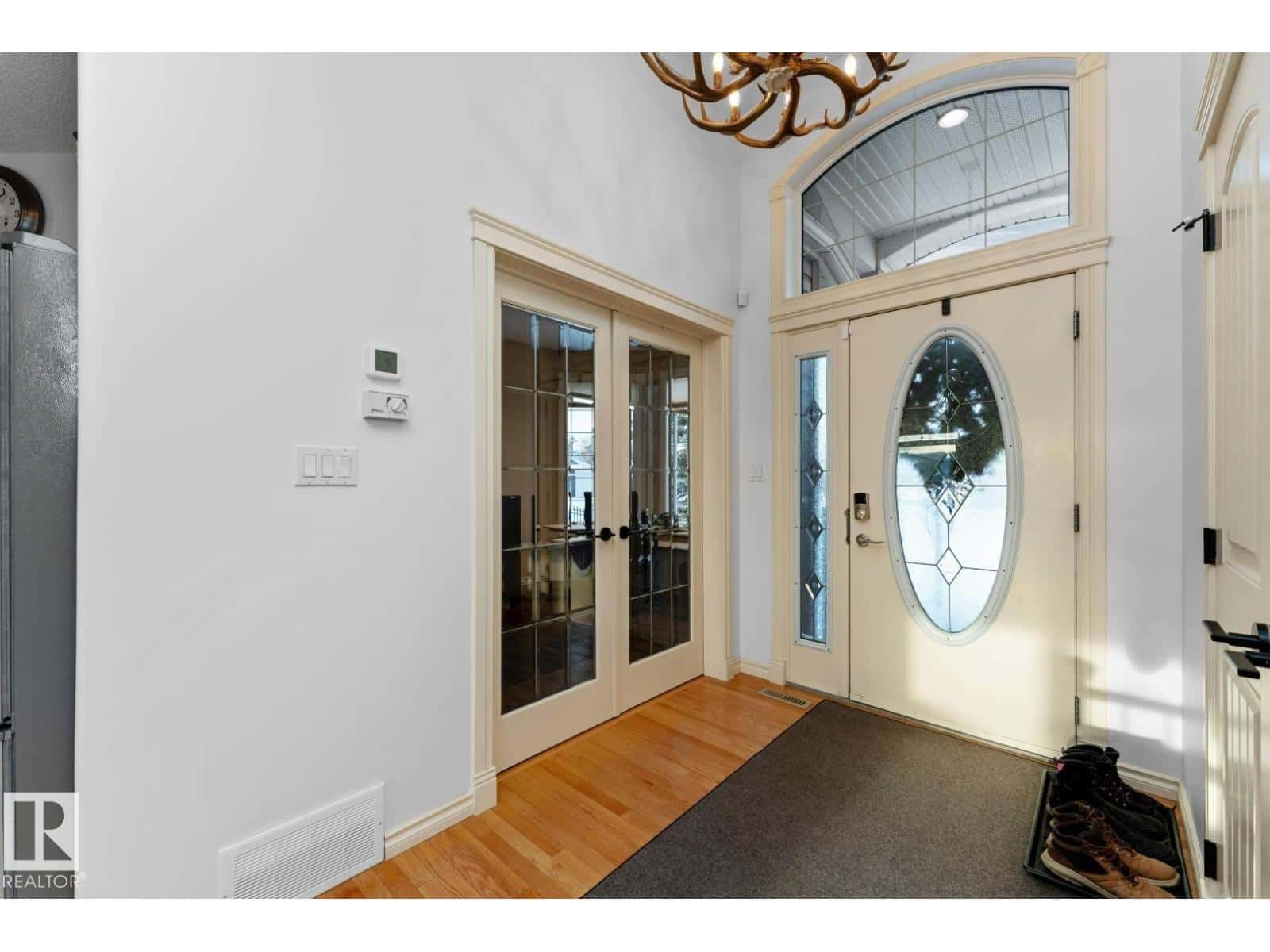 3211 62 ST — Beaumont, Alberta - Photo 3 of 48