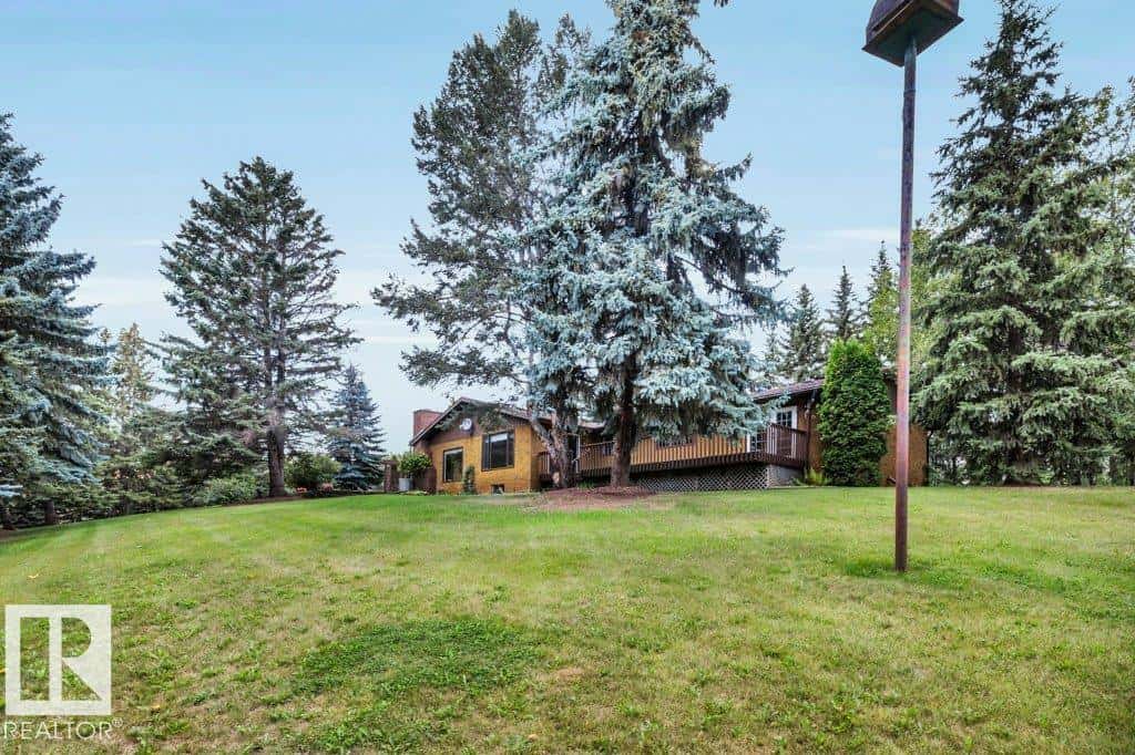 1209 Hwy 16 — Rural Parkland County, Alberta - Photo 5 of 75