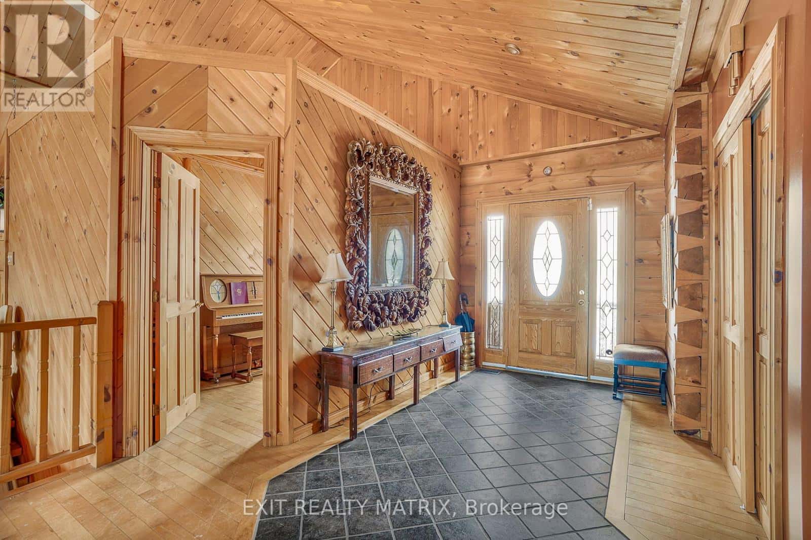 353 CHEMIN DU DOMAINE ROAD — Alfred and Plantagenet, Ontario - Photo 4 of 39