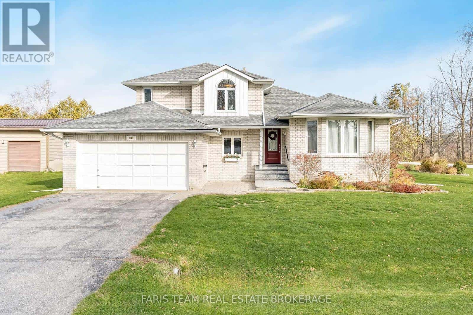 108 SIXTH STREET — Brock (Beaverton), Ontario - Photo 2 of 49