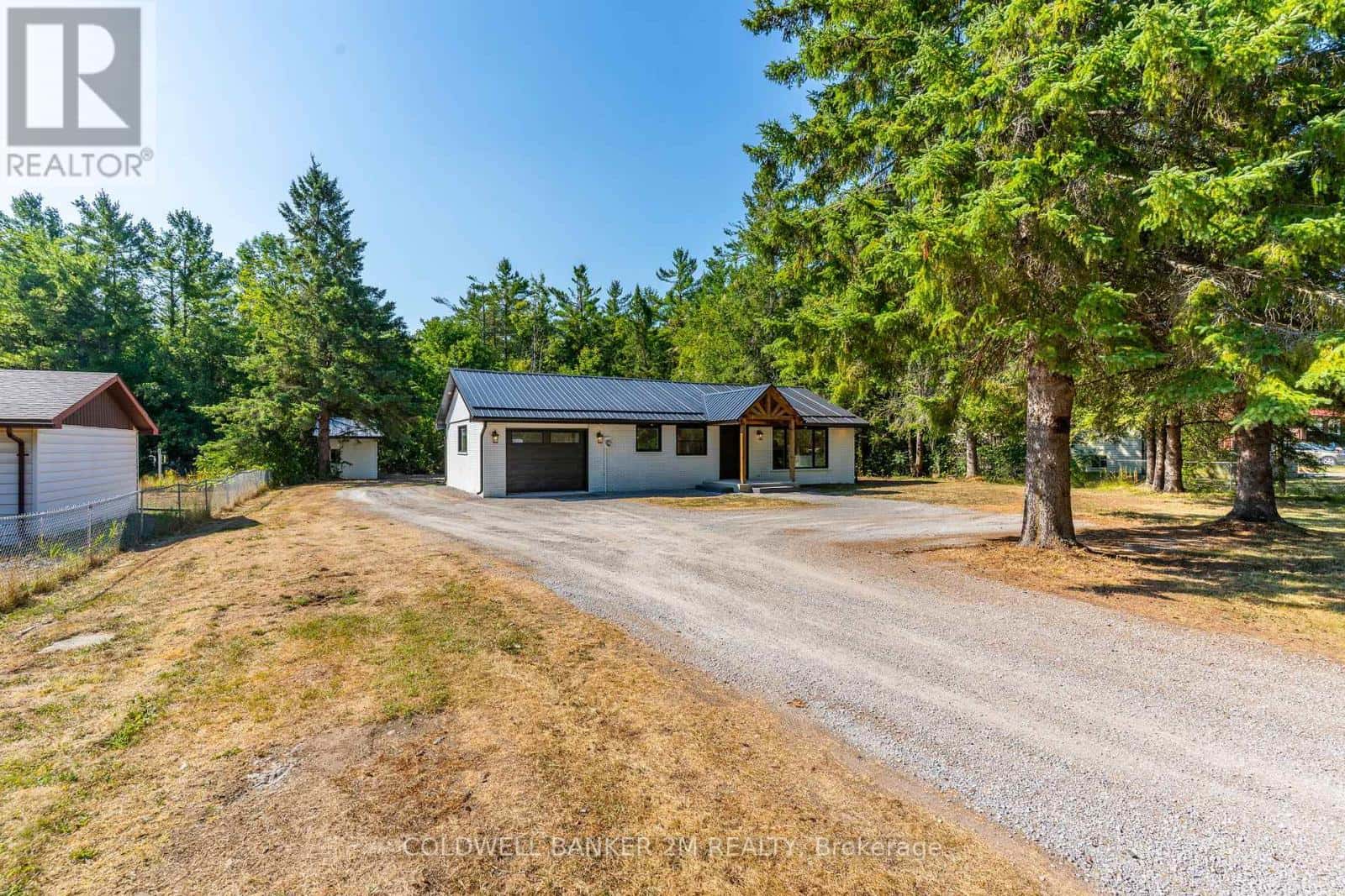 2812 COUNTY RD 48 — Kawartha Lakes (Bexley), Ontario - Photo 2 of 36