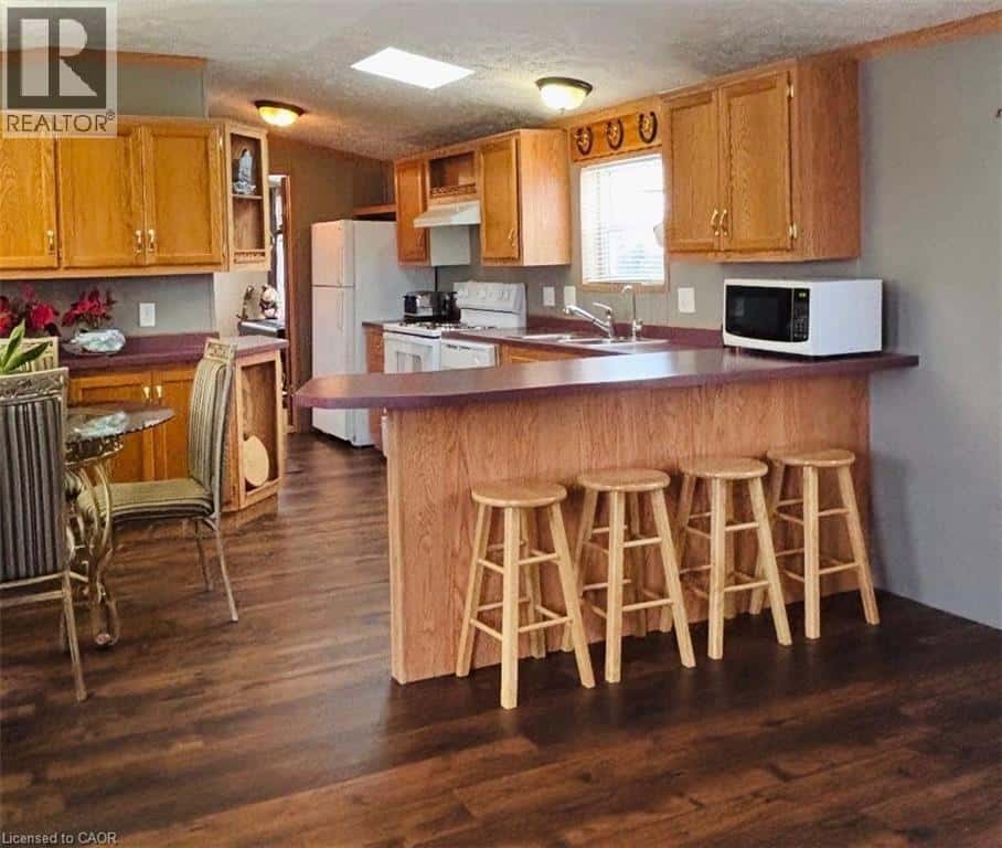 1294 8TH CONCESSION Road W Unit# (Hillside 31) — Flamborough, Ontario - Photo 2 of 14