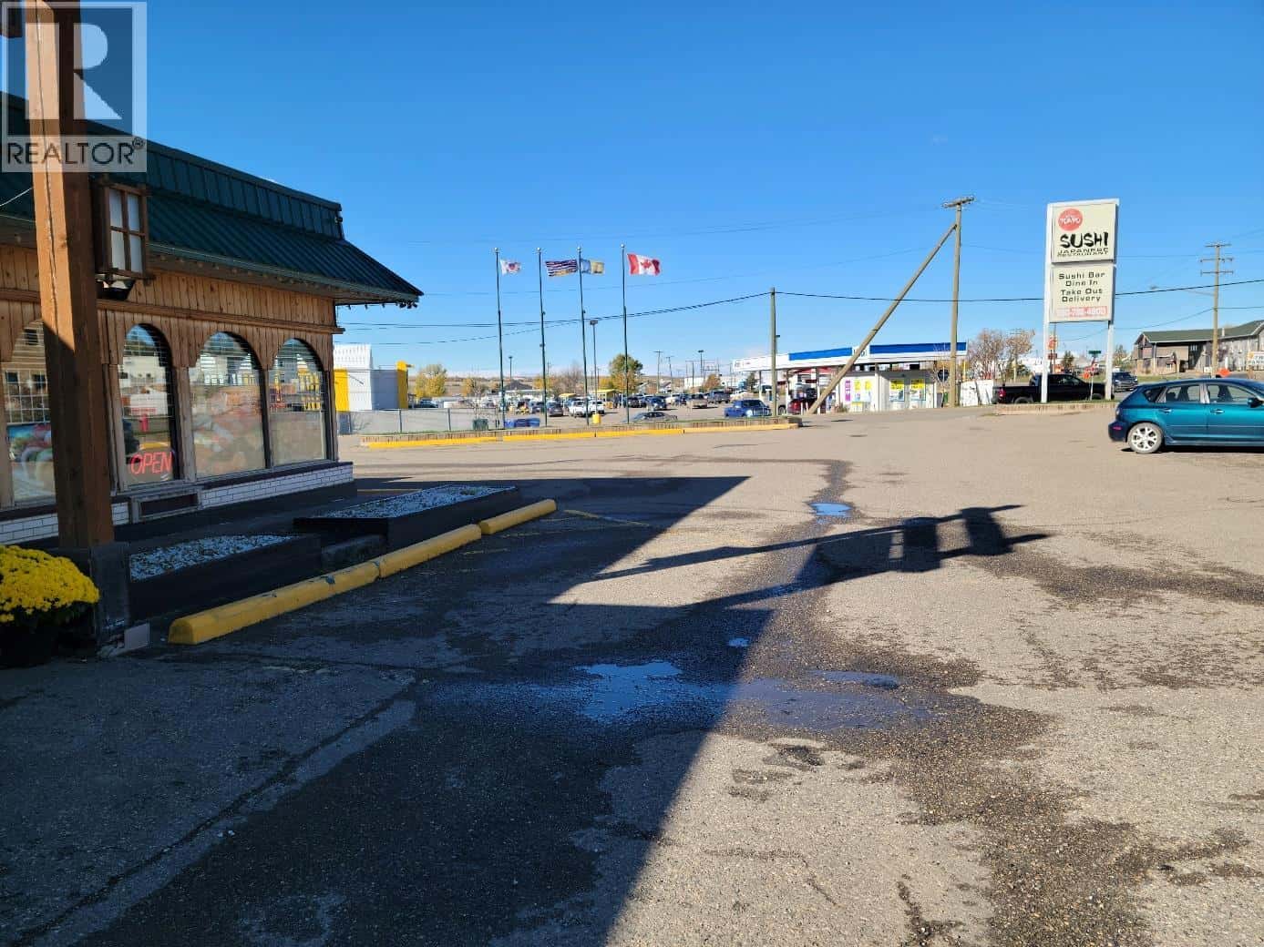 1325 Alaska Avenue — Dawson Creek, British Columbia - Photo 5 of 8