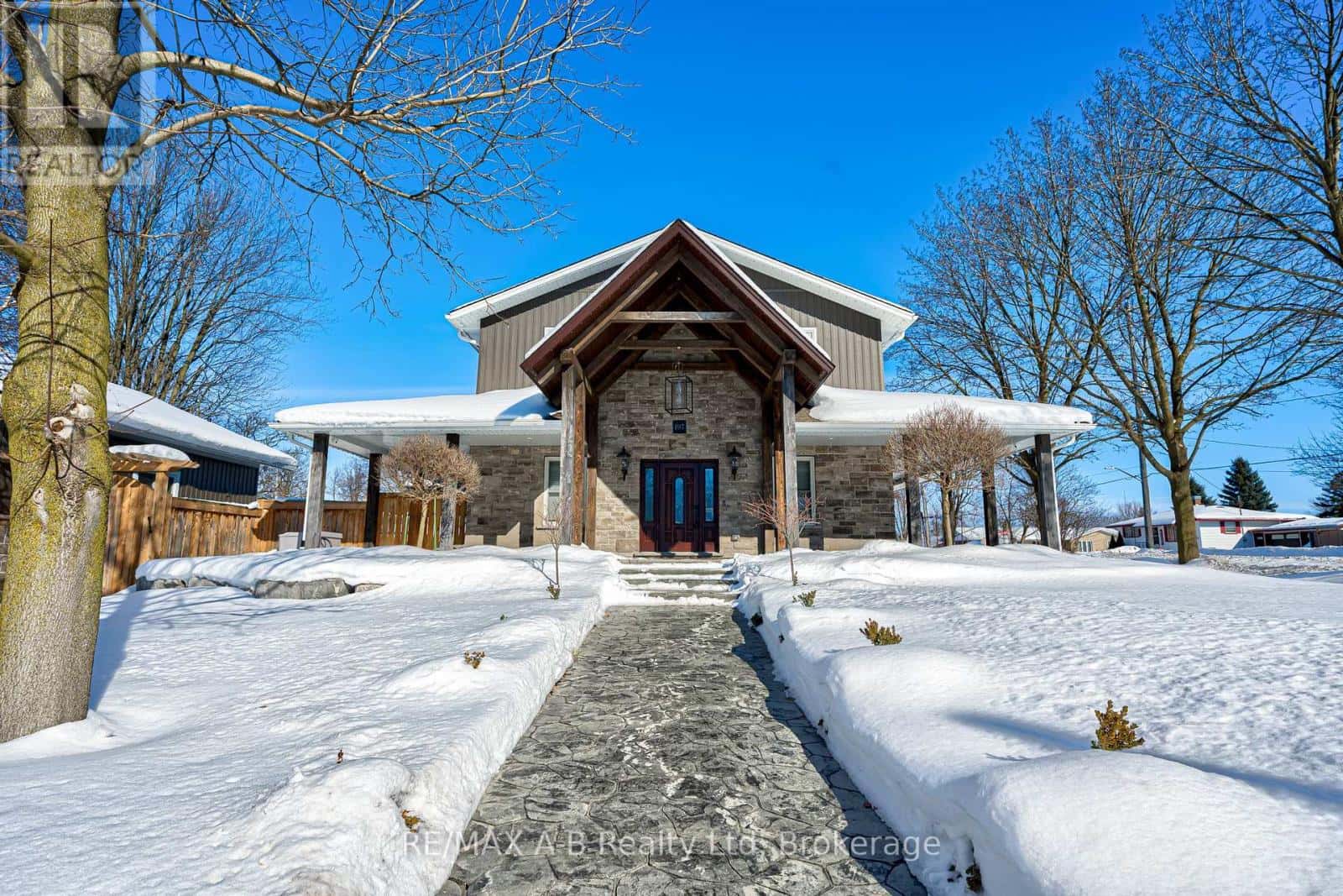 197 Trafalgar Street North