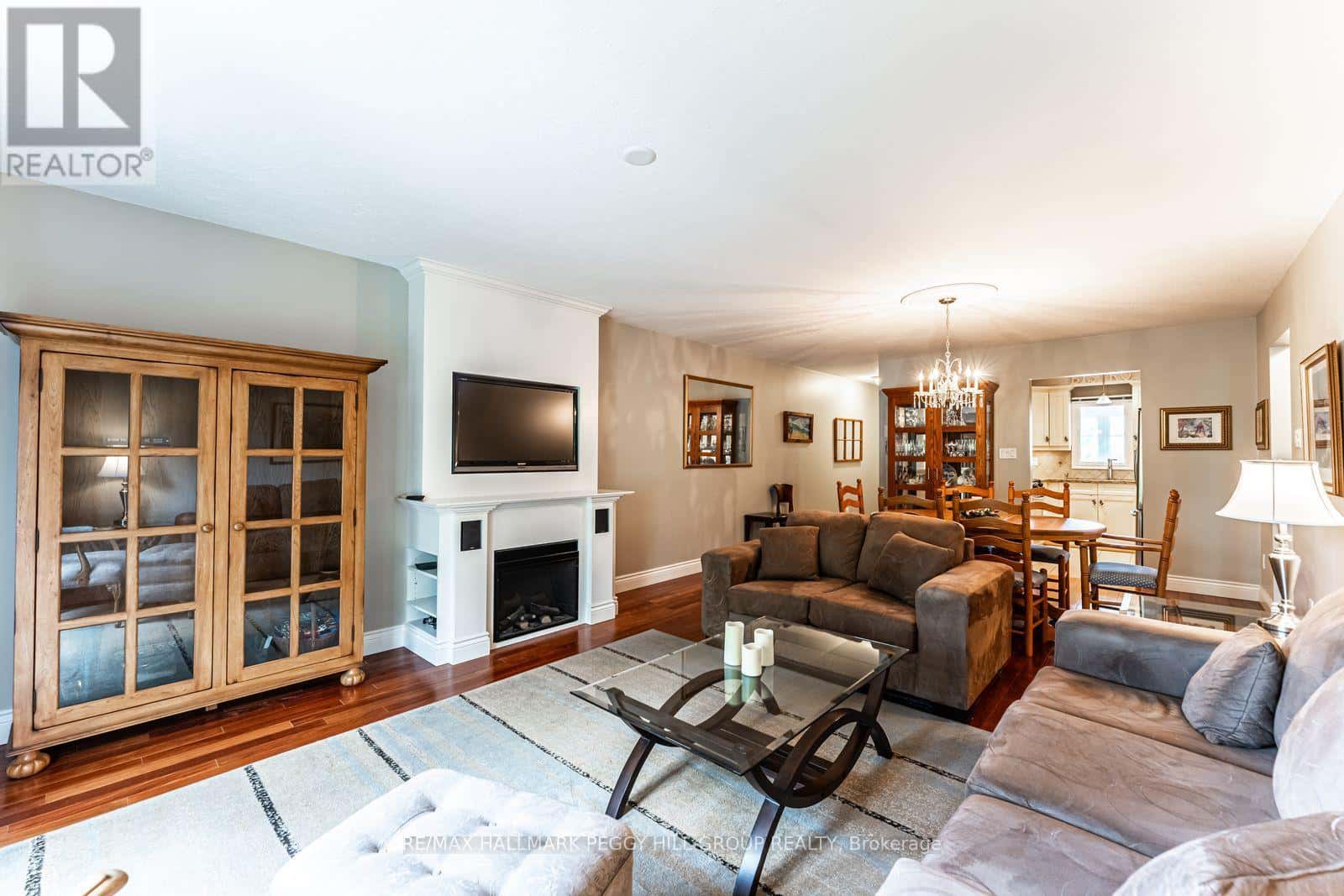 7 - 222 STEEL STREET — Barrie (Grove East), Ontario - Photo 3 of 13