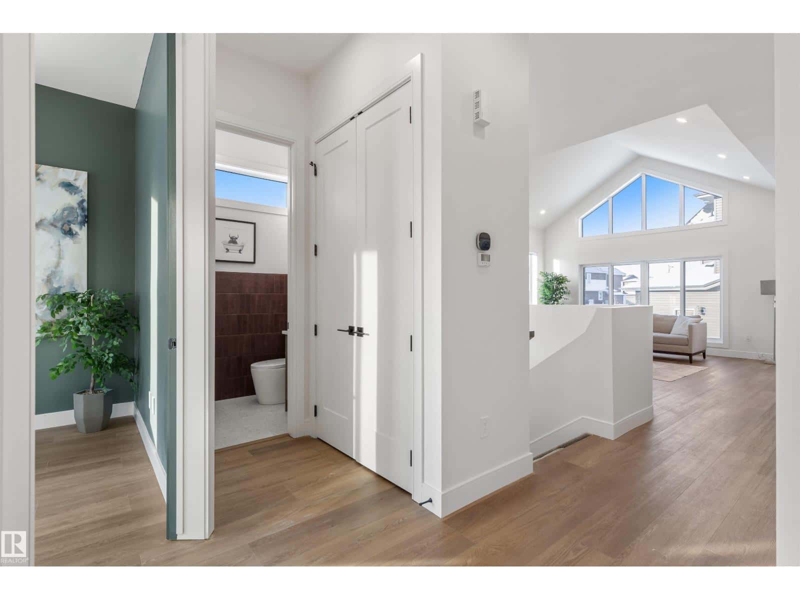 96 EDGEFIELD WY — St. Albert - Photo 3 of 47