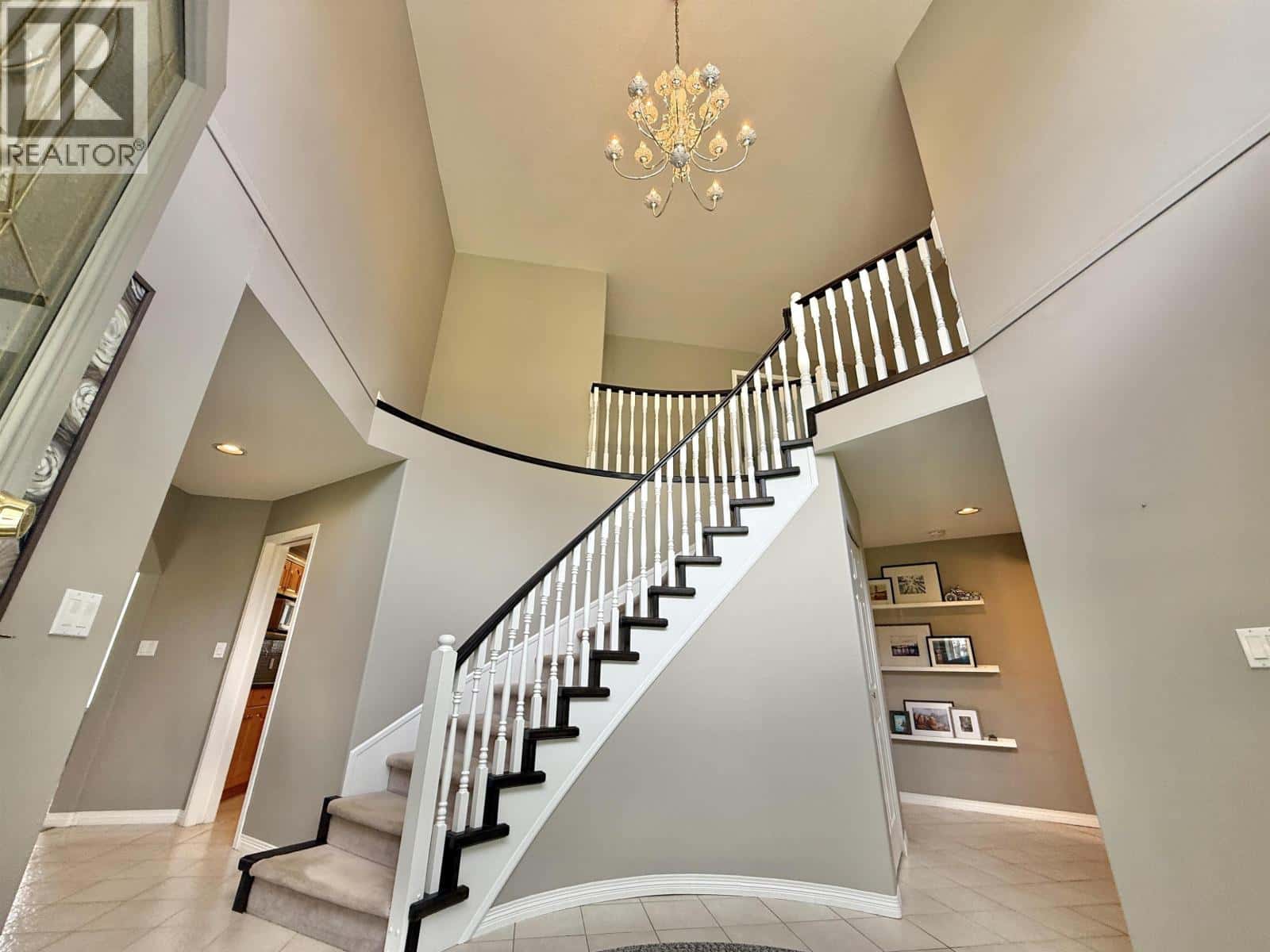 2013 GAMACHE ROAD — Quesnel, British Columbia - Photo 5 of 40