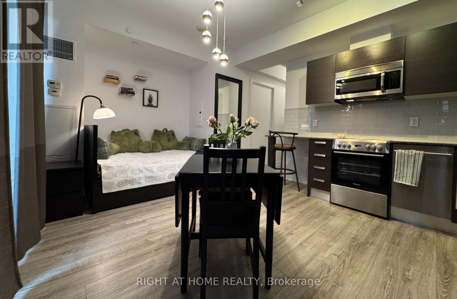 2206 - 42 CHARLES STREET E — Toronto (Church-Yonge Corridor), Ontario - Main photo