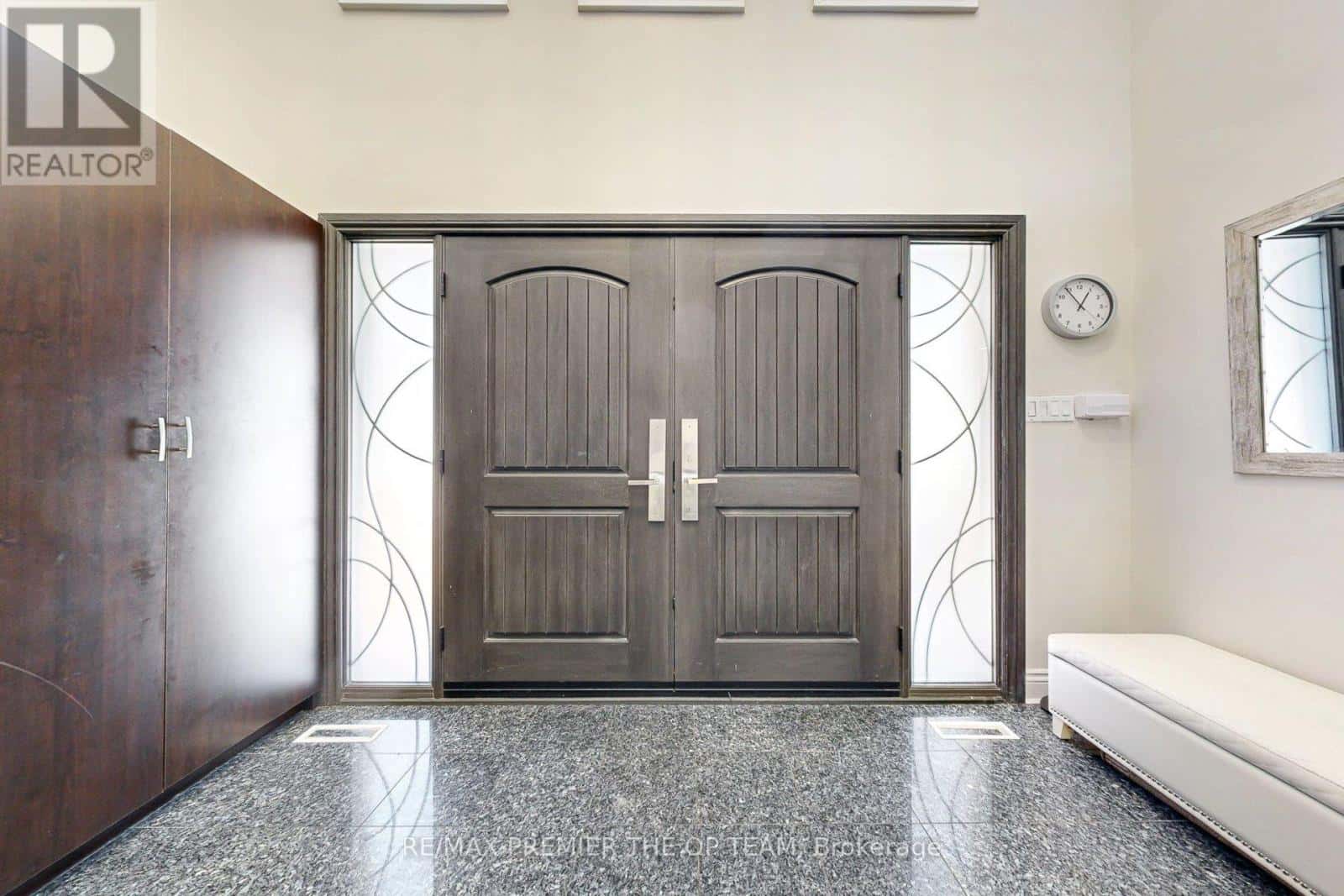 373 FIRGLEN RIDGE — Vaughan (Islington Woods), Ontario - Photo 4 of 50