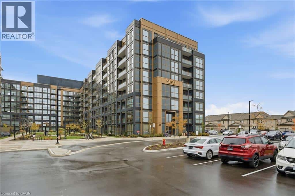 2343 KHALSA Gate Unit# 840 — Oakville, Ontario - Photo 2 of 42