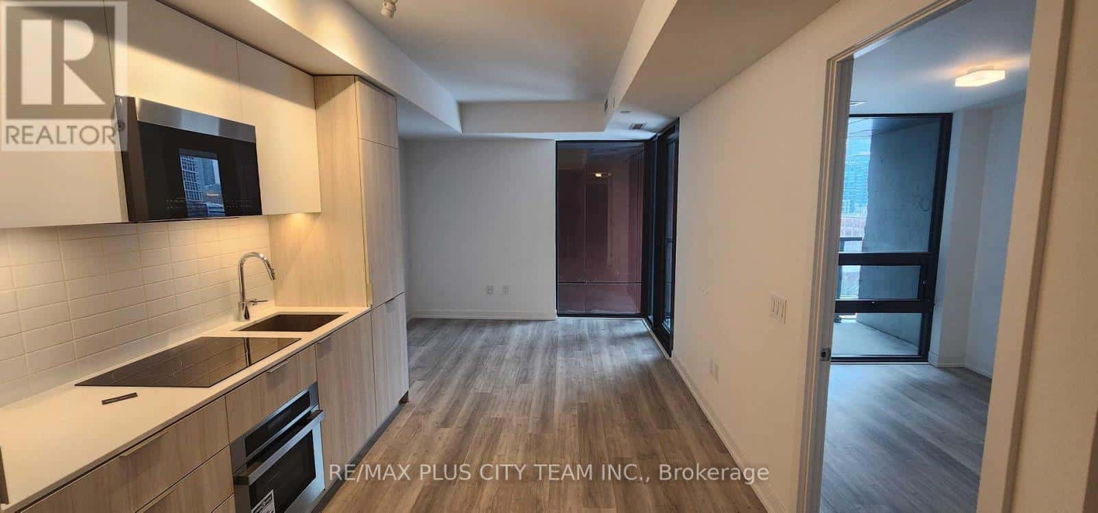 Toronto (Moss Park) — Toronto (Moss Park) - Photo 5 of 17