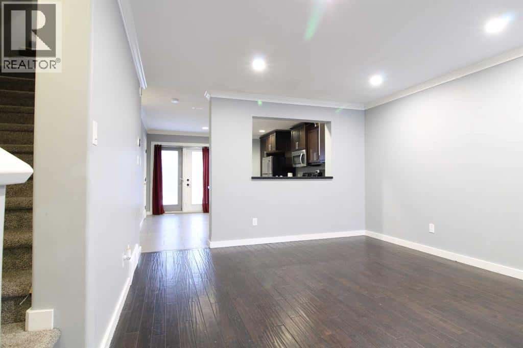 21, 4118 41 Avenue — Lloydminster, Saskatchewan - Photo 4 of 23