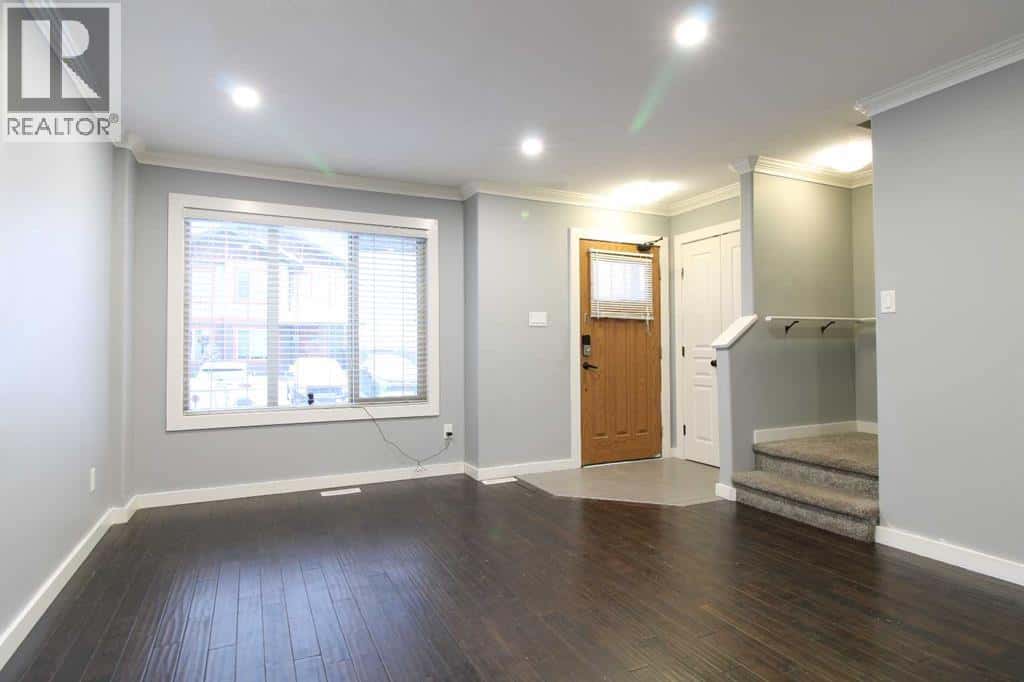 21, 4118 41 Avenue — Lloydminster, Saskatchewan - Photo 3 of 23