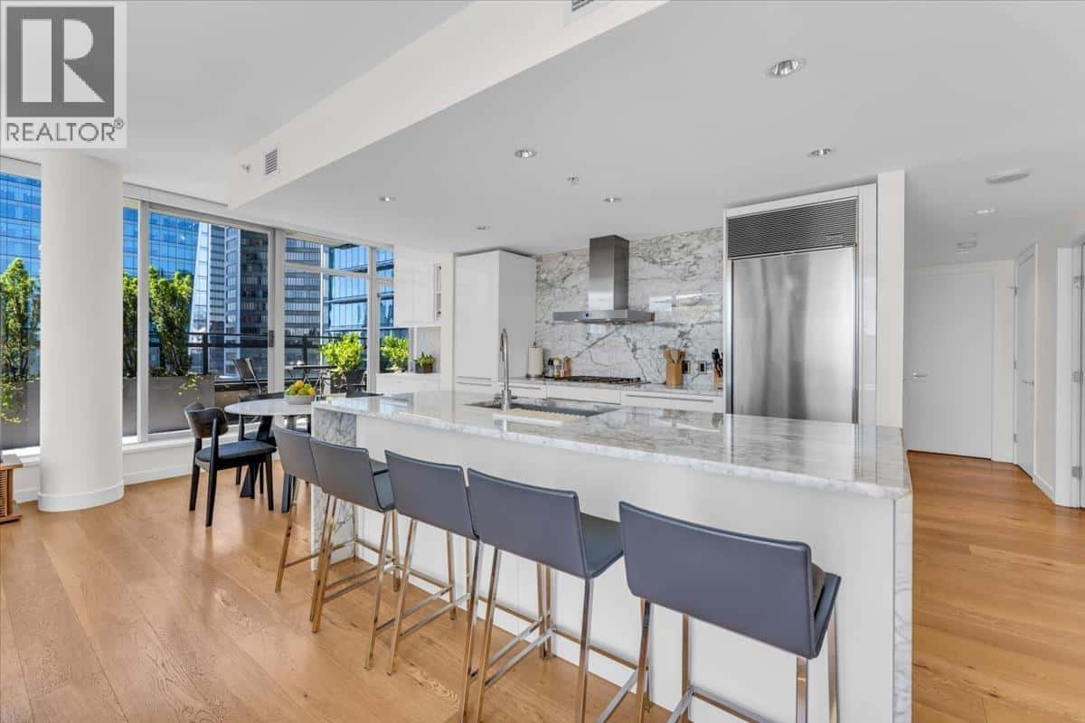 2602 788 RICHARDS STREET — Vancouver, British Columbia - Photo 2 of 37