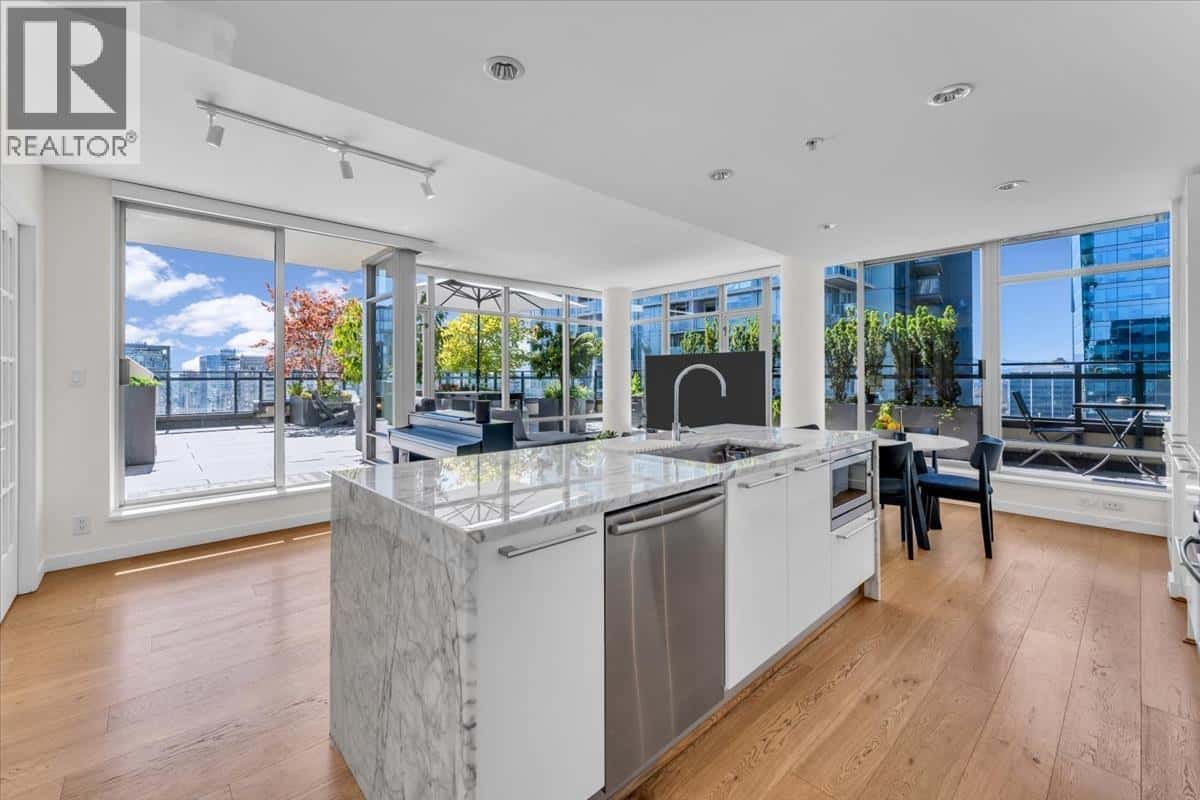 2602 788 RICHARDS STREET — Vancouver, British Columbia - Photo 4 of 37