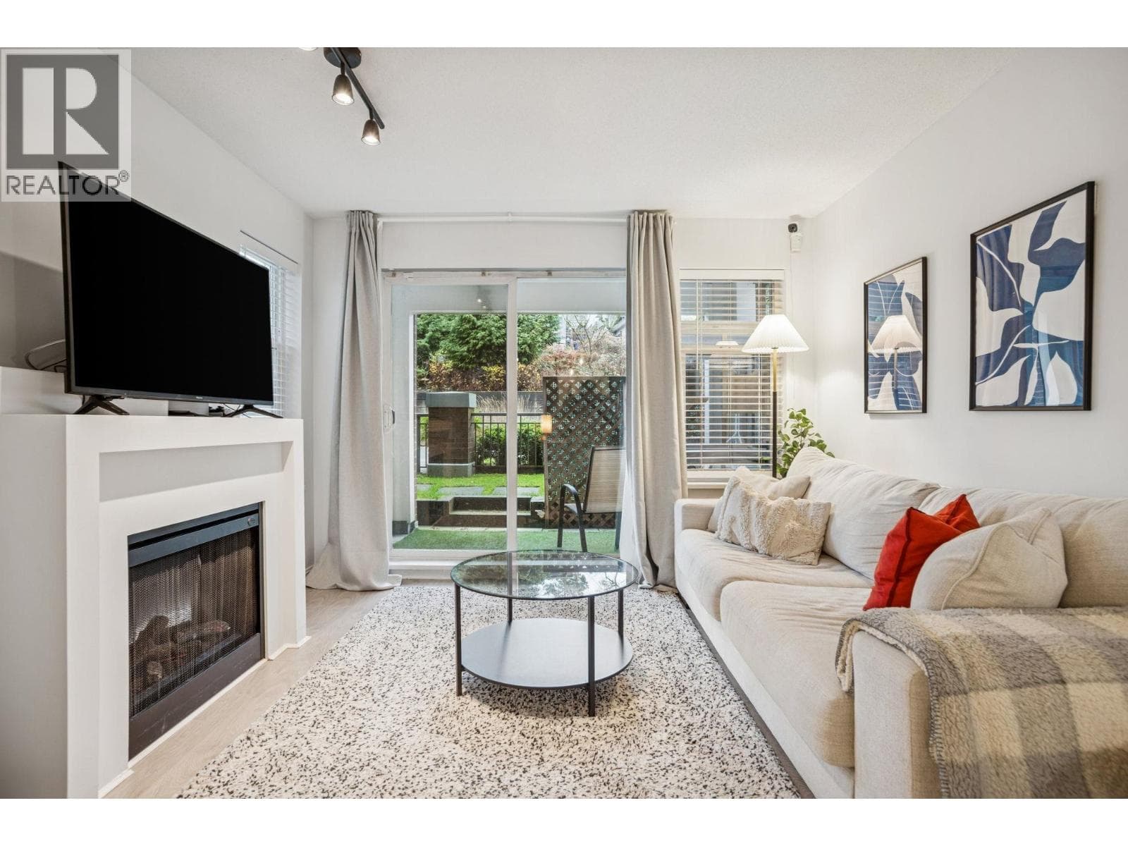 111 4728 BRENTWOOD DRIVE — Burnaby, British Columbia - Main photo