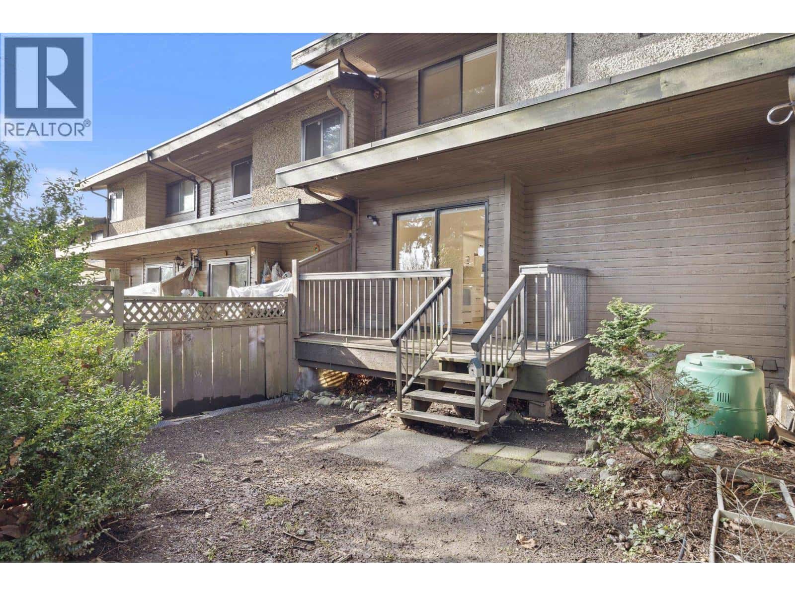 2620 MOORCROFT COURT — Burnaby, British Columbia - Photo 2 of 40