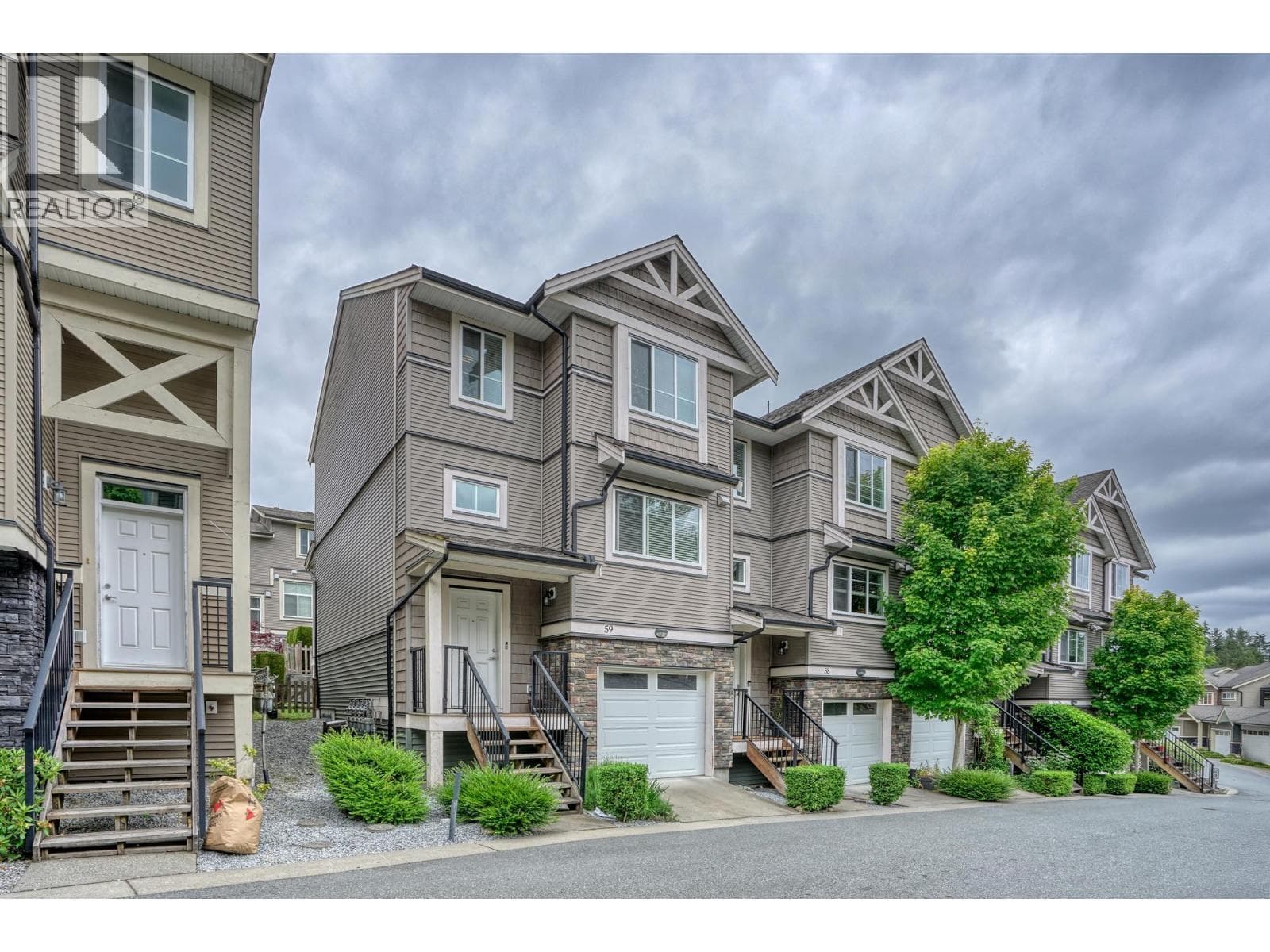 59 11252 COTTONWOOD DRIVE — Maple Ridge, British Columbia - Main photo