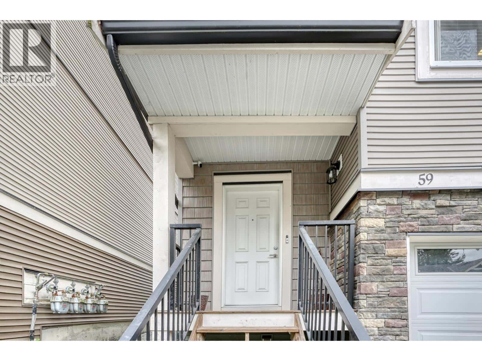 59 11252 COTTONWOOD DRIVE — Maple Ridge, British Columbia - Photo 4 of 31