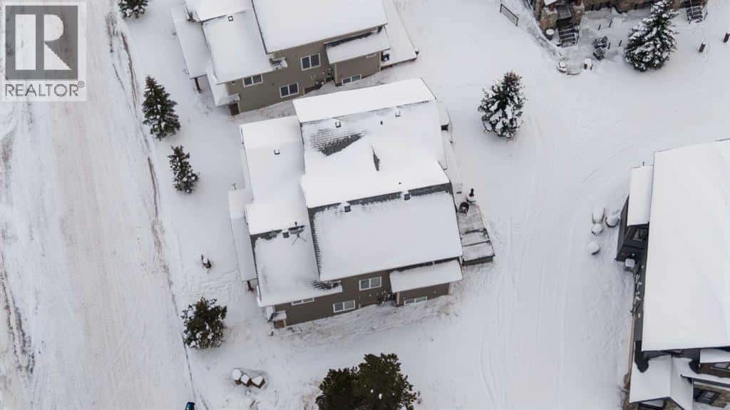 421 Castle Mountain Way — Rural Pincher Creek No. 9, M.D. of, Alberta - Photo 5 of 39