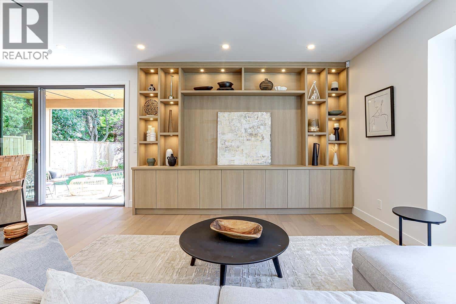 6009 16 AVENUE — Delta, British Columbia - Photo 5 of 40