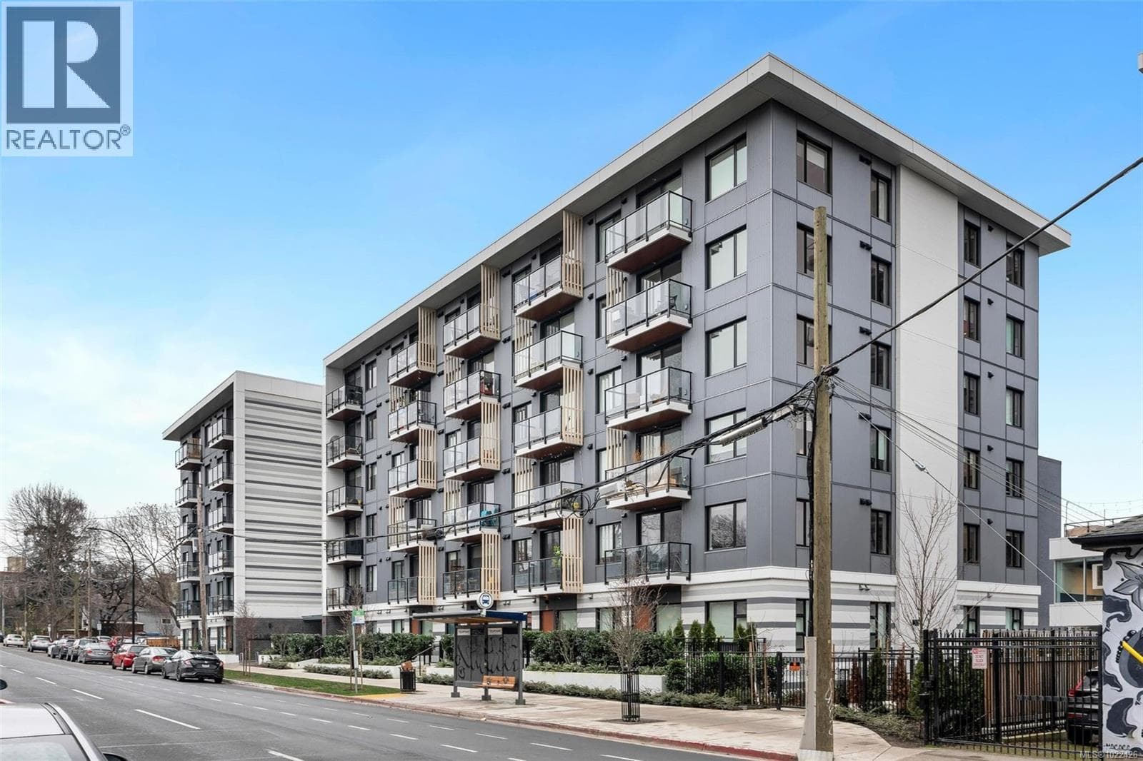 417 1115 Johnson St — Victoria, British Columbia - Main photo