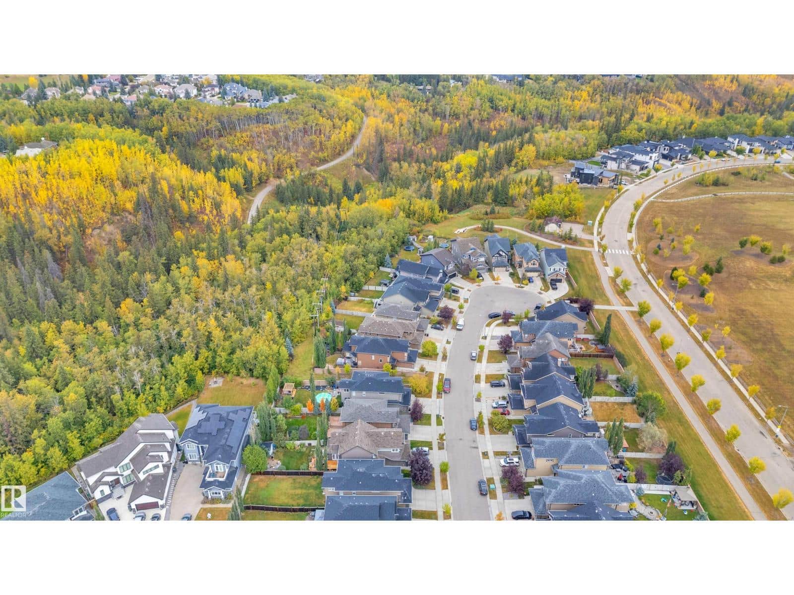 1422 Chahley PL NW - Photo 5 of 51, Edmonton, Alberta