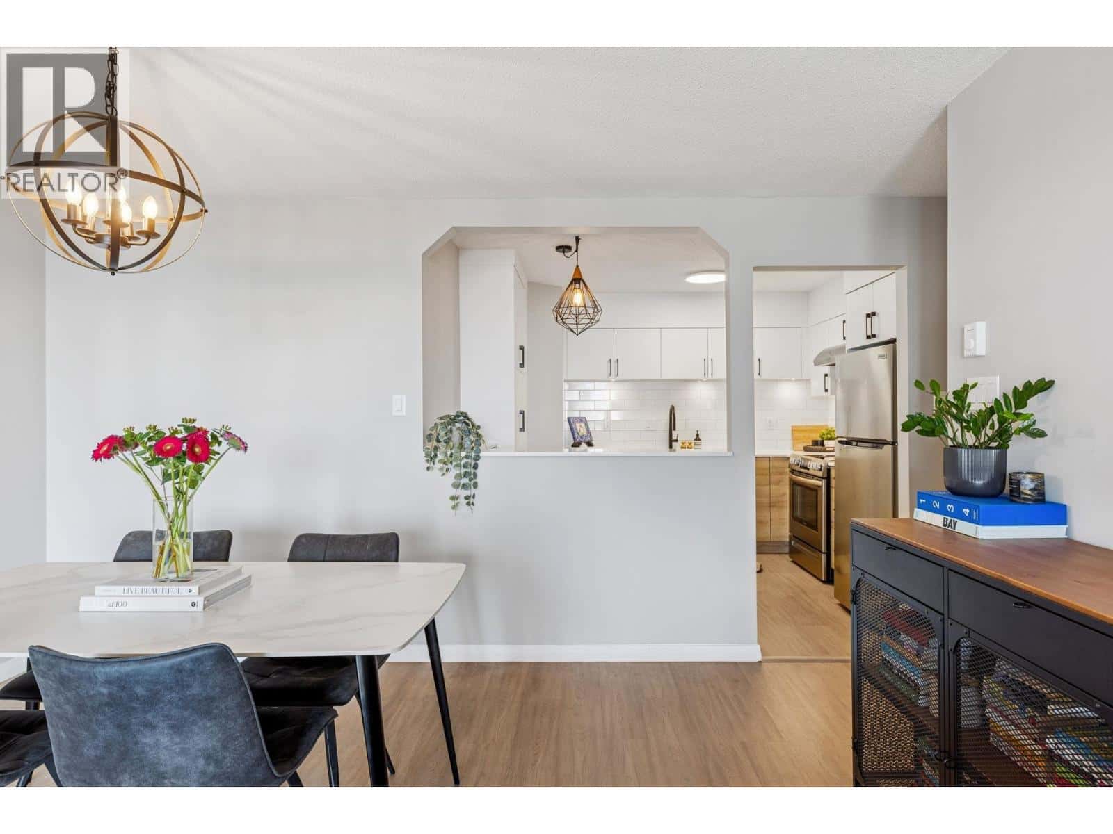 1102 1245 QUAYSIDE DRIVE — New Westminster, British Columbia - Photo 4 of 31