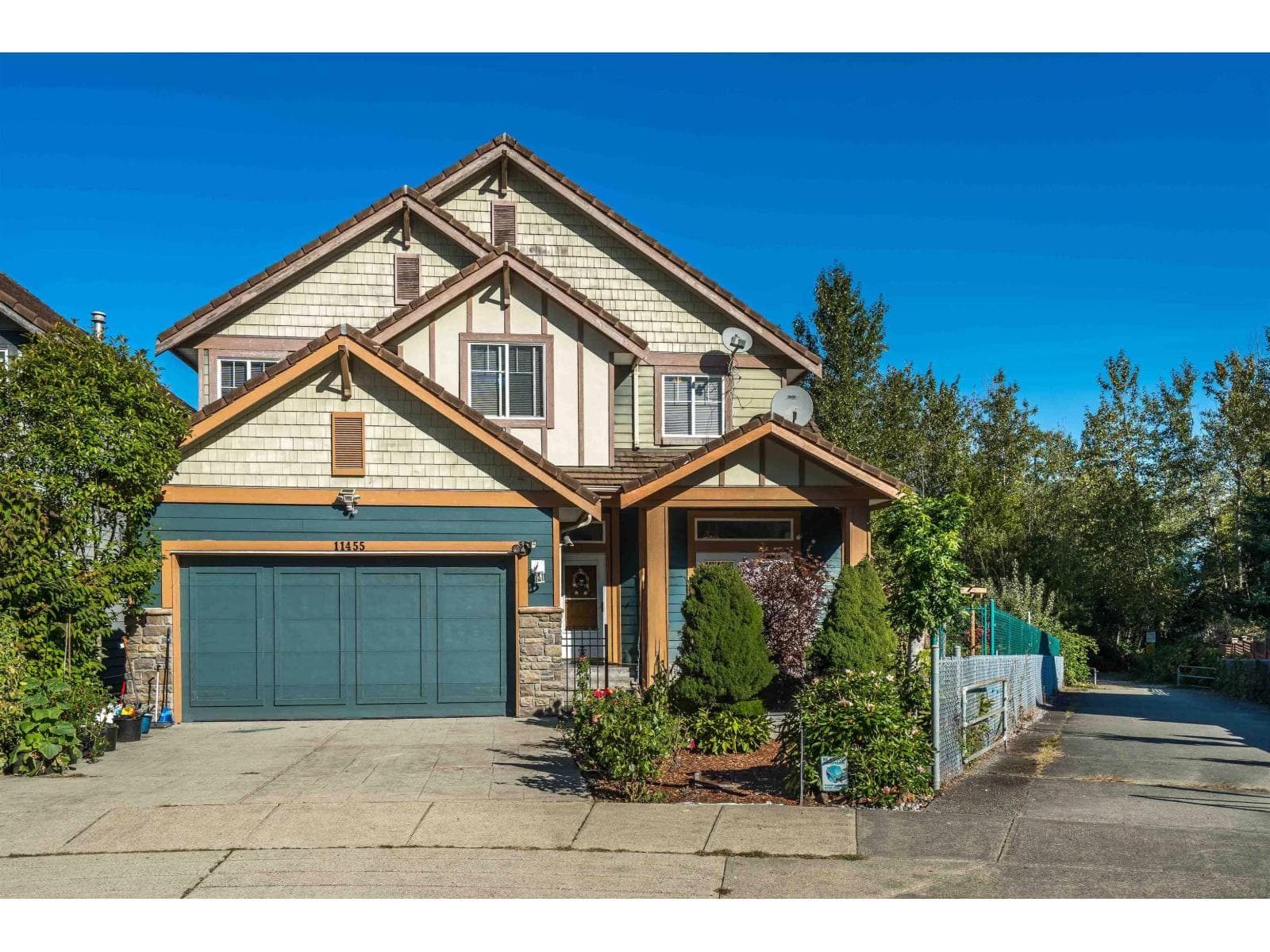 11455 154A STREET — Surrey, British Columbia - Main photo