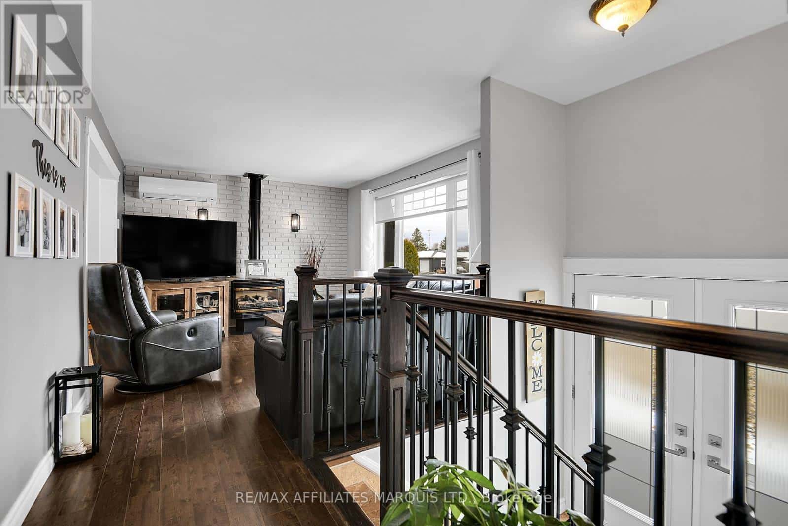 20391 PARK CRESCENT — South Glengarry, Ontario - Photo 5 of 35