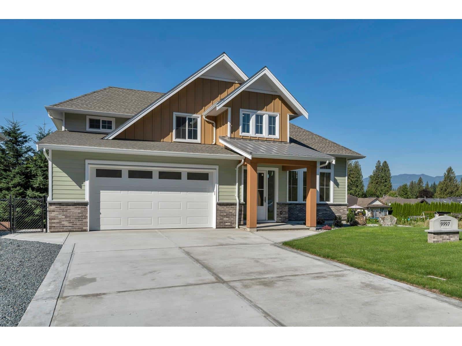 9997 MAGNOLIA PLACE, Rosedale — Chilliwack, British Columbia - Photo 2 of 14