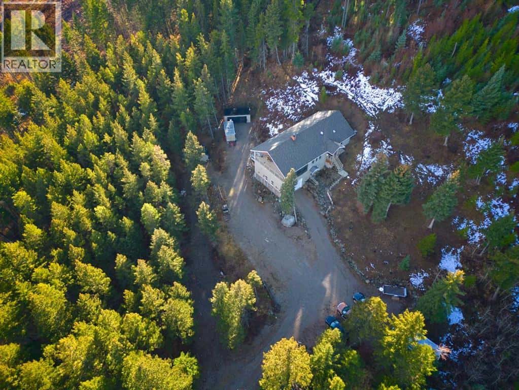 109 Adanac Rise — Hillcrest, Alberta - Photo 5 of 42