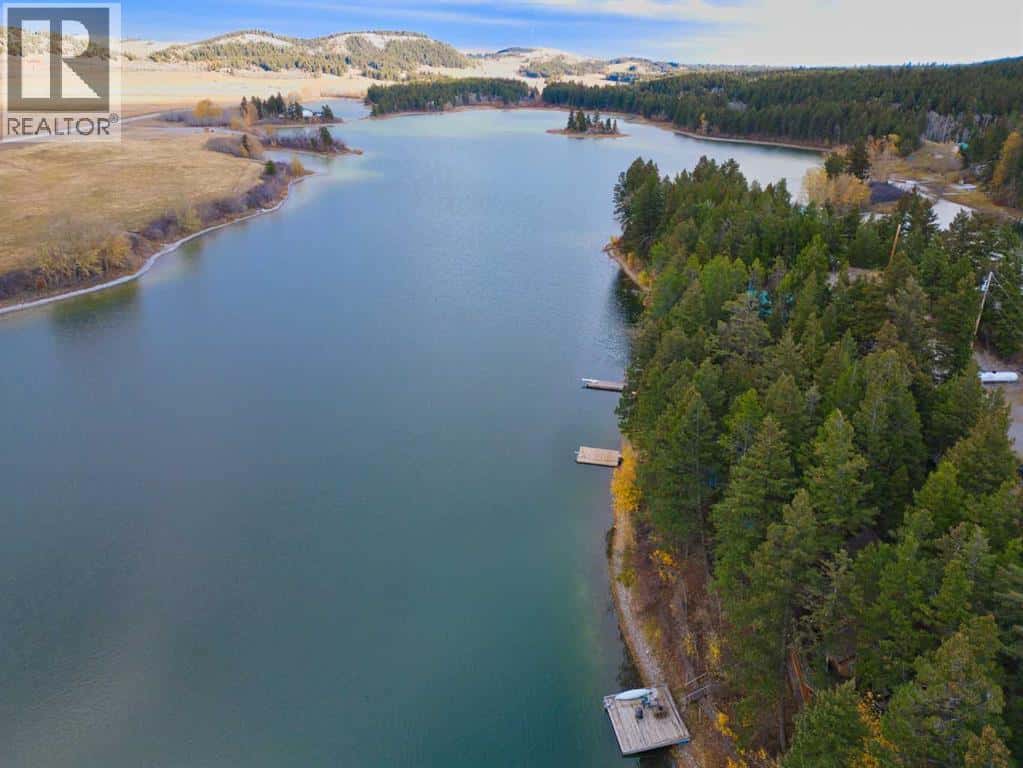 36 Lee Lake — Rural Pincher Creek No. 9, M.D. of, Alberta - Photo 2 of 50