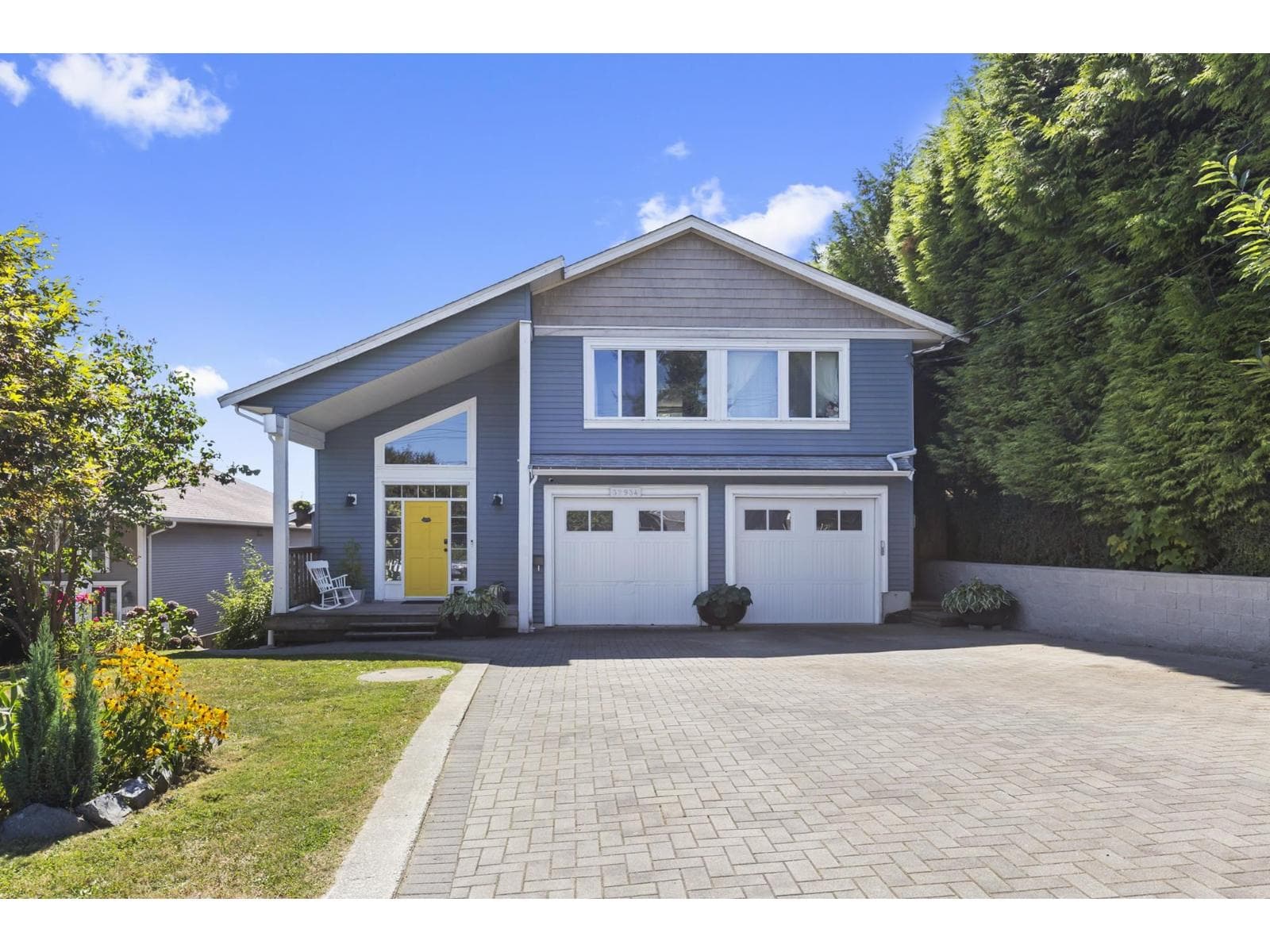 32934 12TH AVENUE — Mission, British Columbia - Main photo