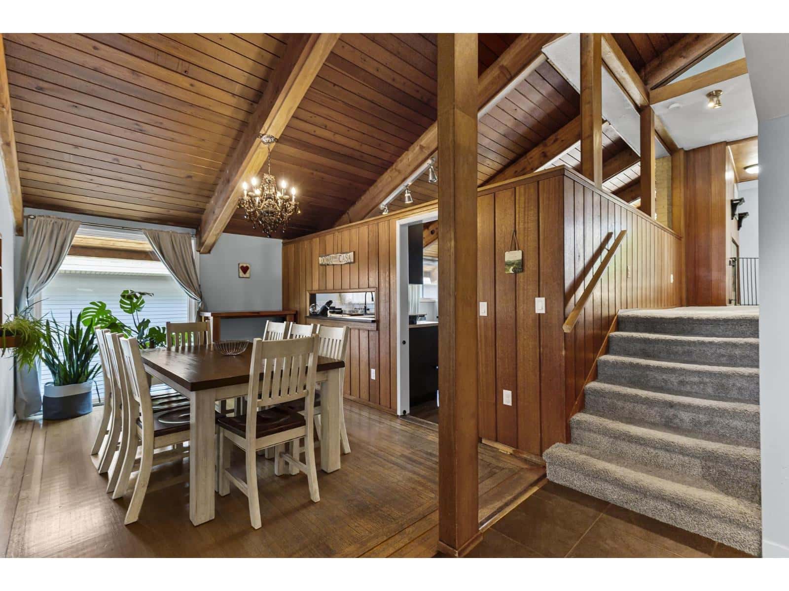 32934 12TH AVENUE — Mission, British Columbia - Photo 3 of 30