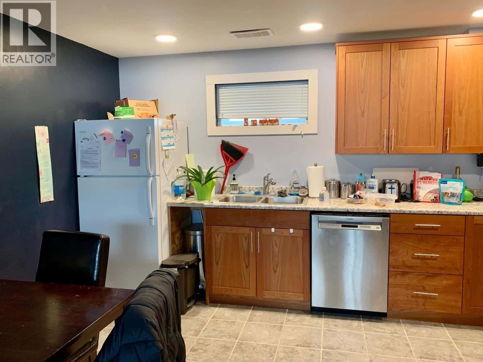 121 VAN SOMER STREET — Prince George, British Columbia - Photo 4 of 9