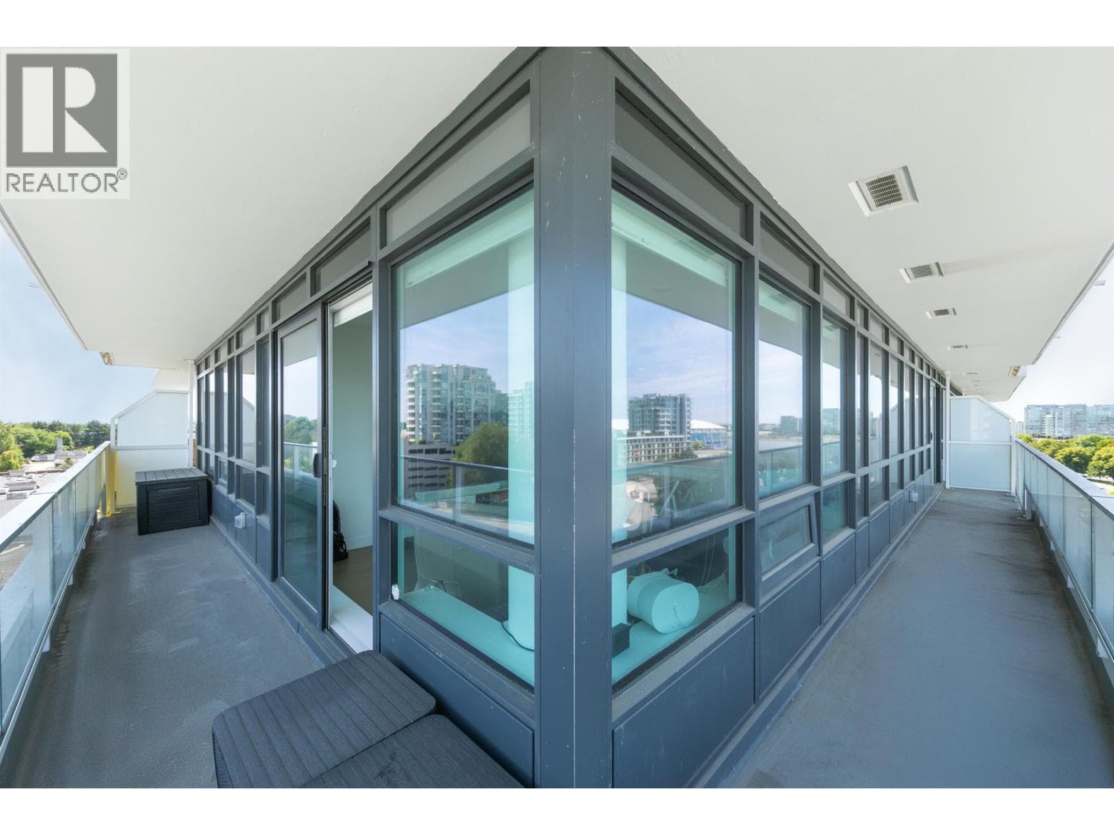 1007 5766 GILBERT ROAD — Richmond, British Columbia - Main photo