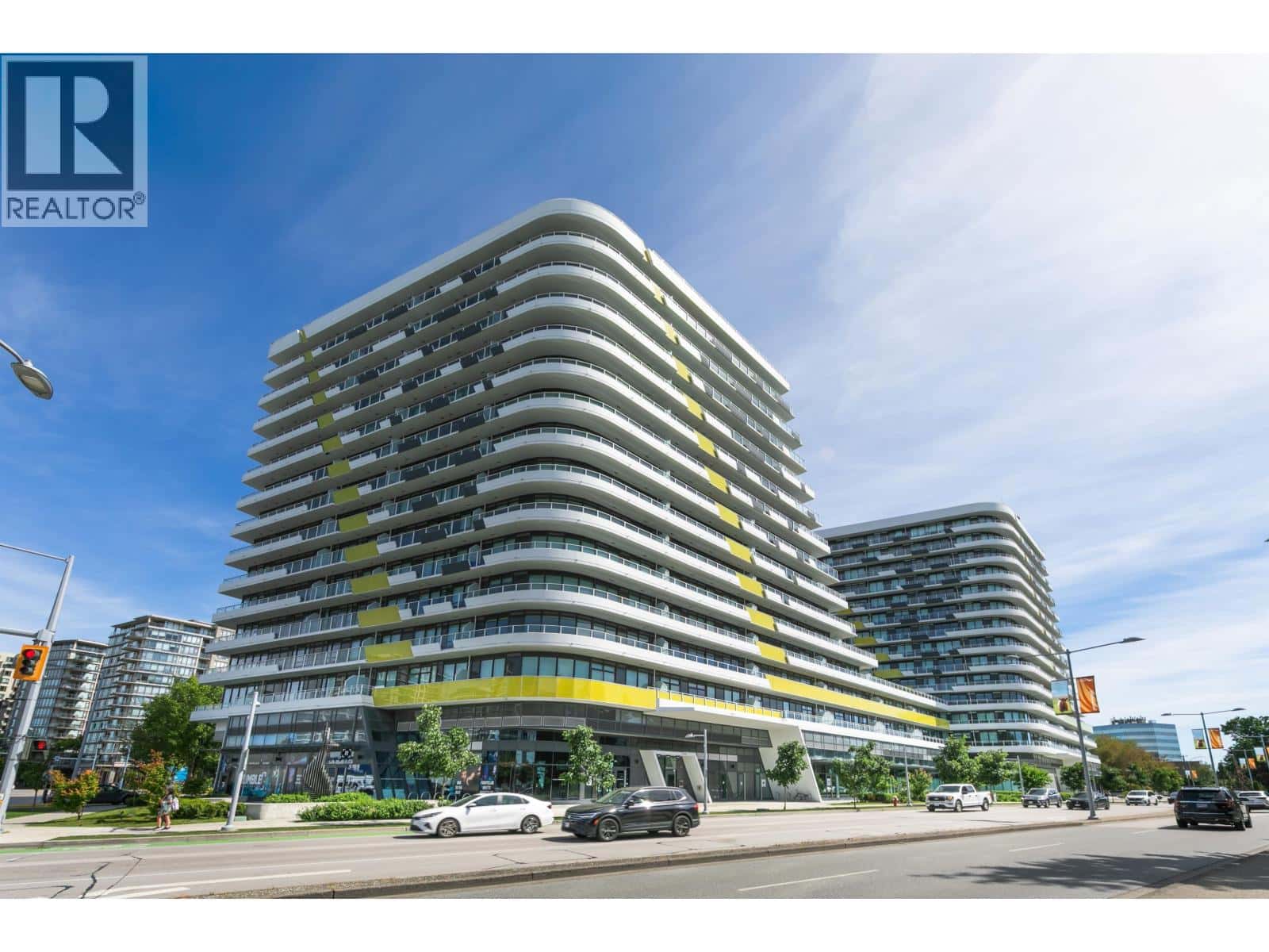 1007 5766 GILBERT ROAD — Richmond, British Columbia - Photo 2 of 36