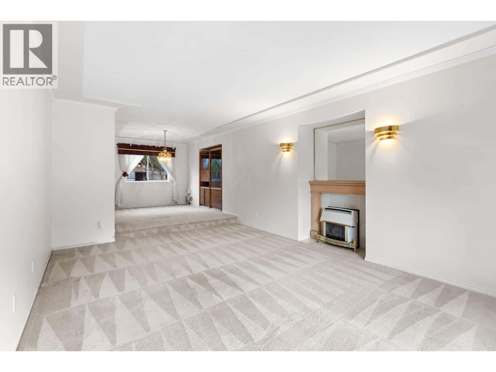 1225 WINDSOR AVENUE — Port Coquitlam, British Columbia - Photo 4 of 40