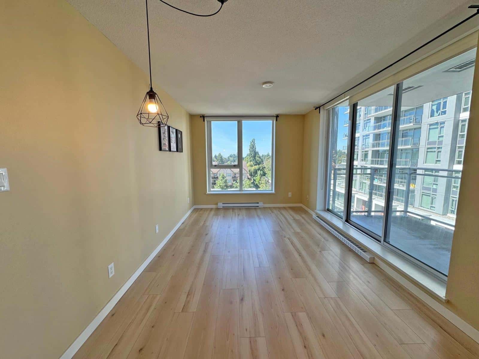 802 13325 102A AVENUE — Surrey, British Columbia - Photo 3 of 13