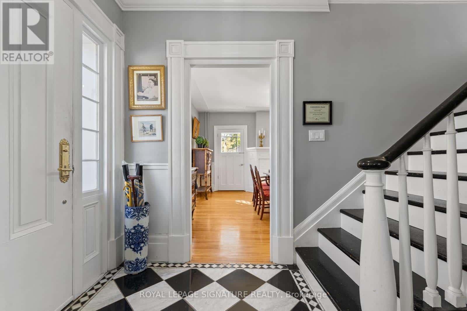 3804 MAIN STREET — Lincoln (Lincoln-Jordan/Vineland), Ontario - Photo 4 of 47