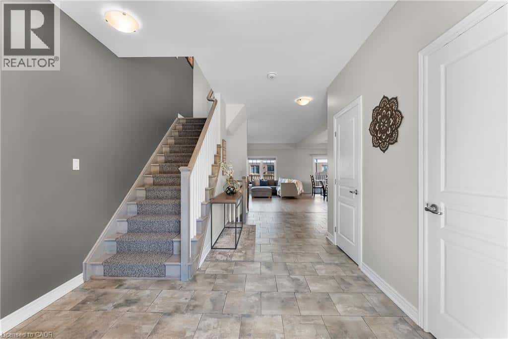 79 SEVERINO Circle Unit# 50 — West Lincoln, Ontario - Photo 5 of 39