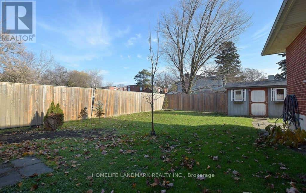 110 FRONT STREET E — Whitby (Port Whitby), Ontario - Photo 4 of 21