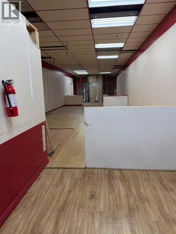 A, 10006 100 Avenue — Grande Prairie - Photo 2 of 11