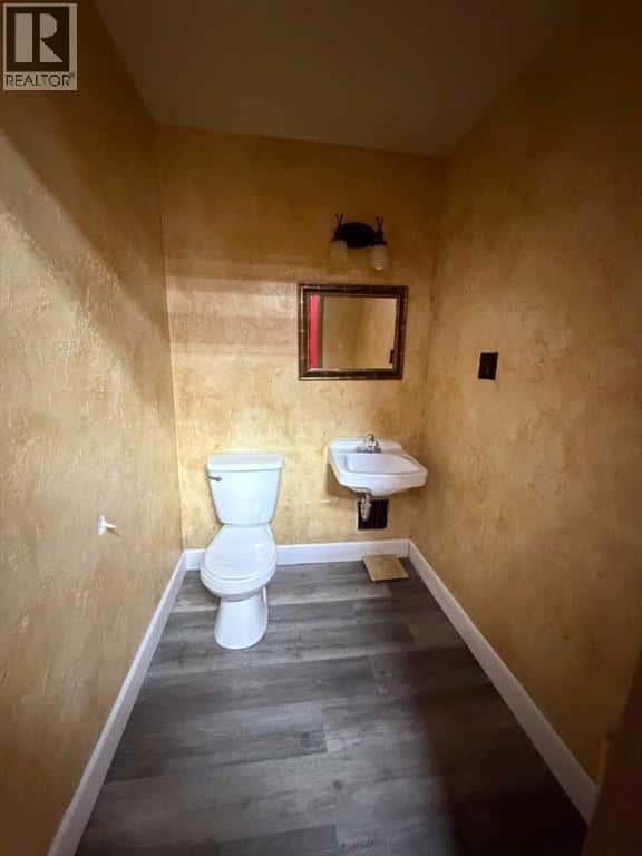 A, 10006 100 Avenue — Grande Prairie - Photo 5 of 11