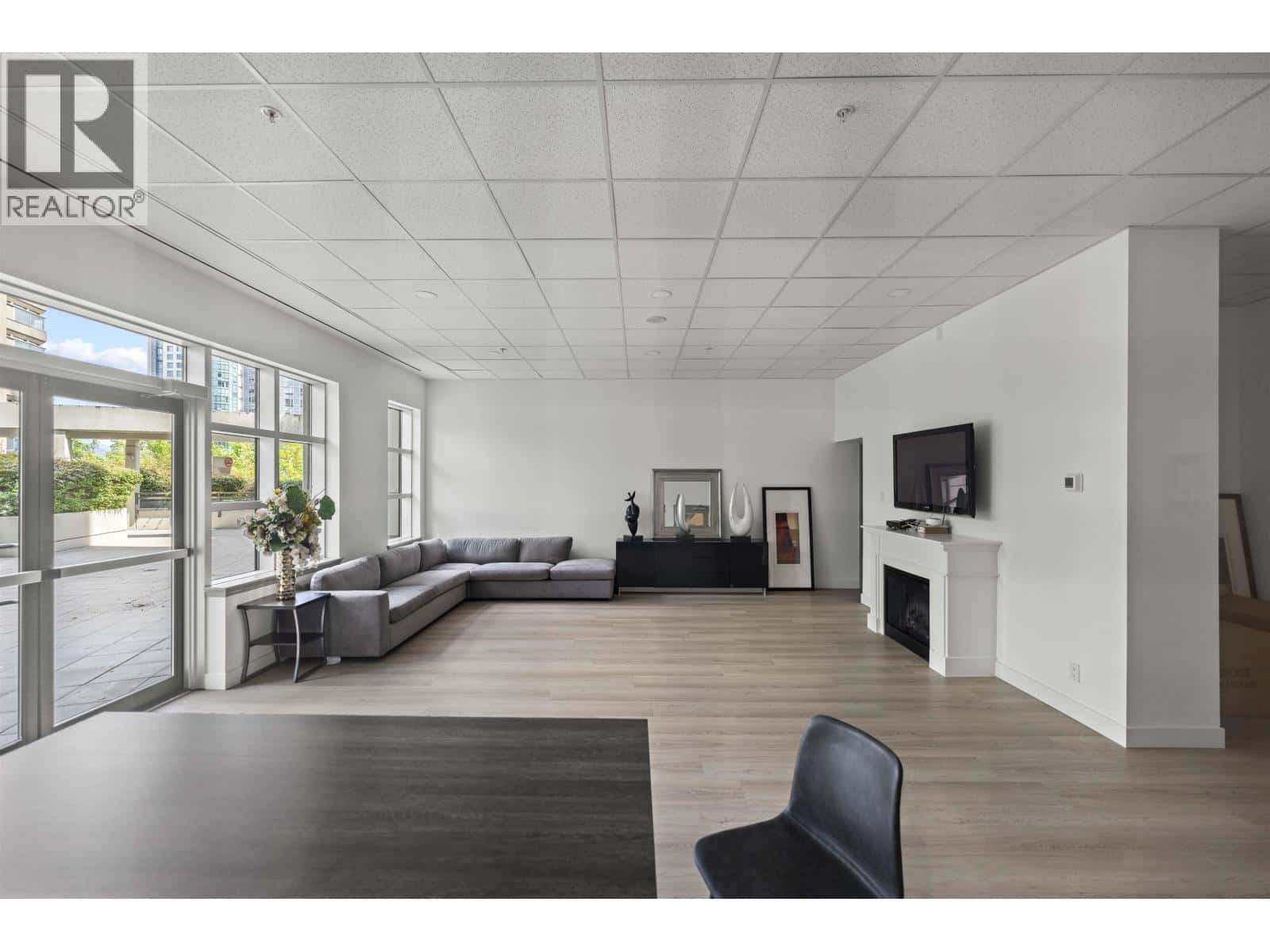 1705 1211 MELVILLE STREET — Vancouver, British Columbia - Photo 5 of 35