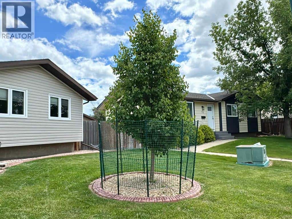 Lethbridge — Lethbridge - Photo 2 of 43