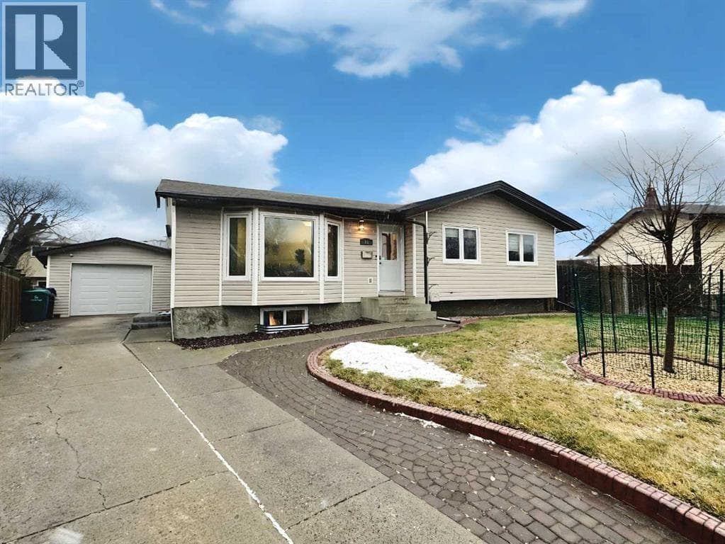 Lethbridge — Lethbridge - Main photo