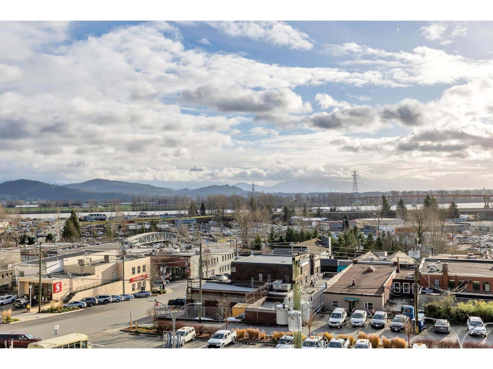 313 33165 2ND AVENUE — Mission, British Columbia - Photo 5 of 38