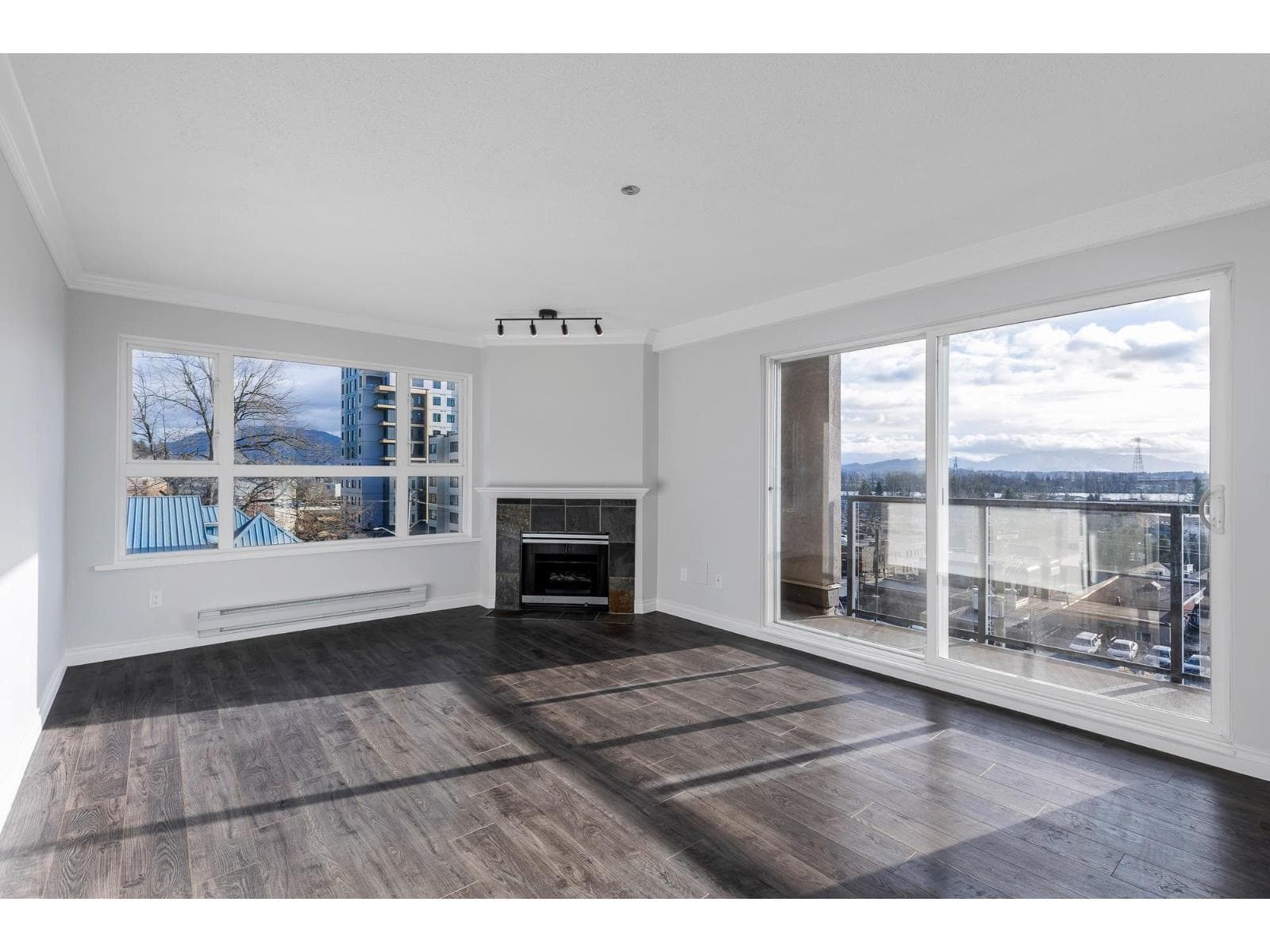 313 33165 2ND AVENUE — Mission, British Columbia - Main photo